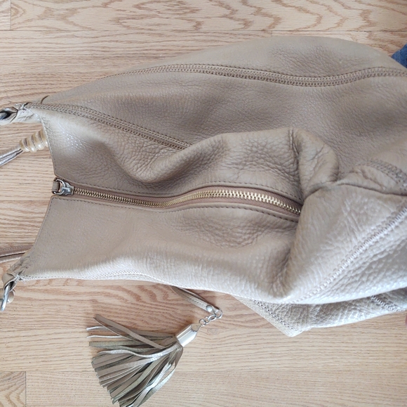 Stuart Weitzman tan handbag purse - Picture 11 of 14